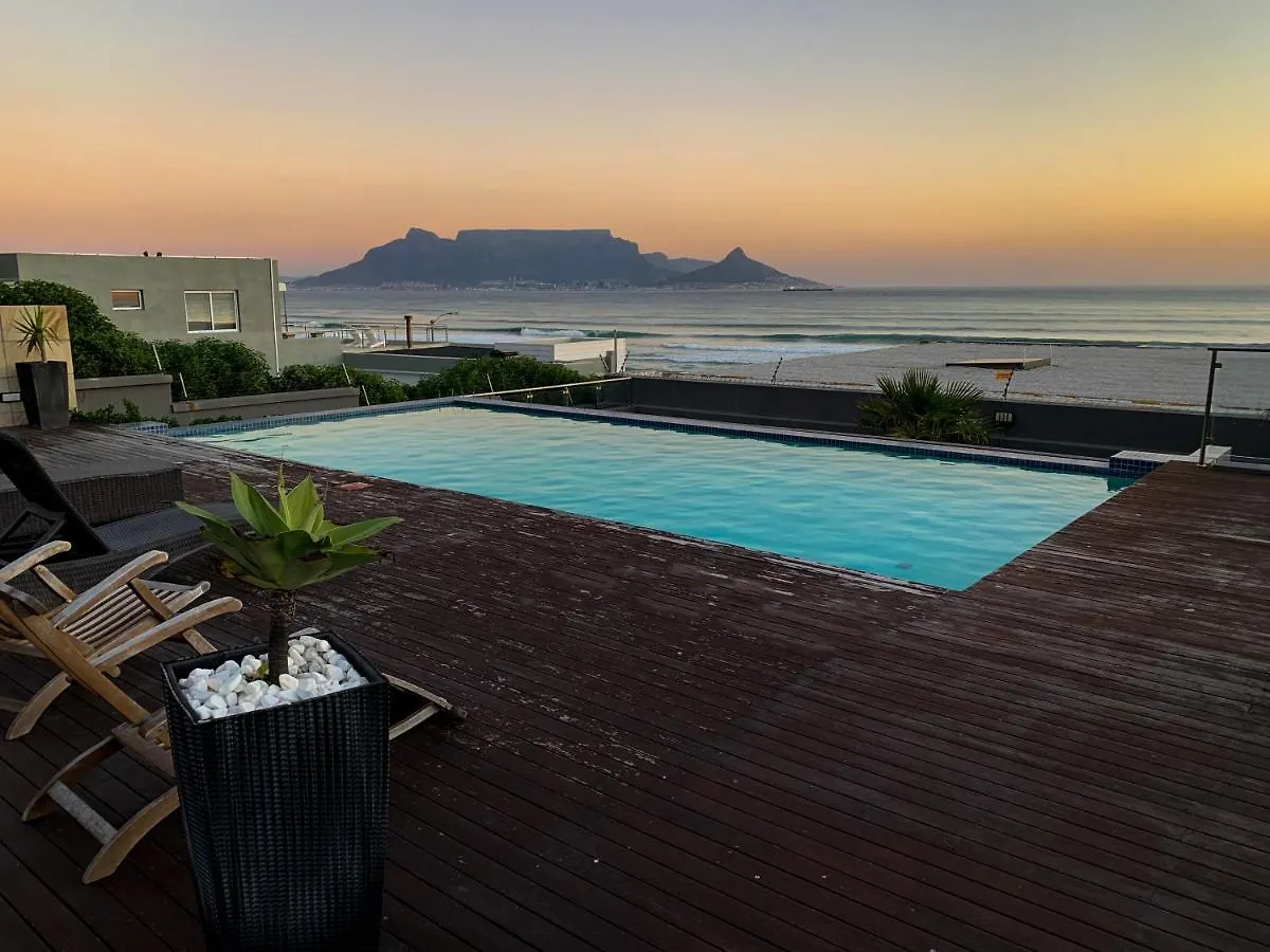 Heaven On Earth - Blouberg Beachfront Self-Catering Apartment Bloubergstrand