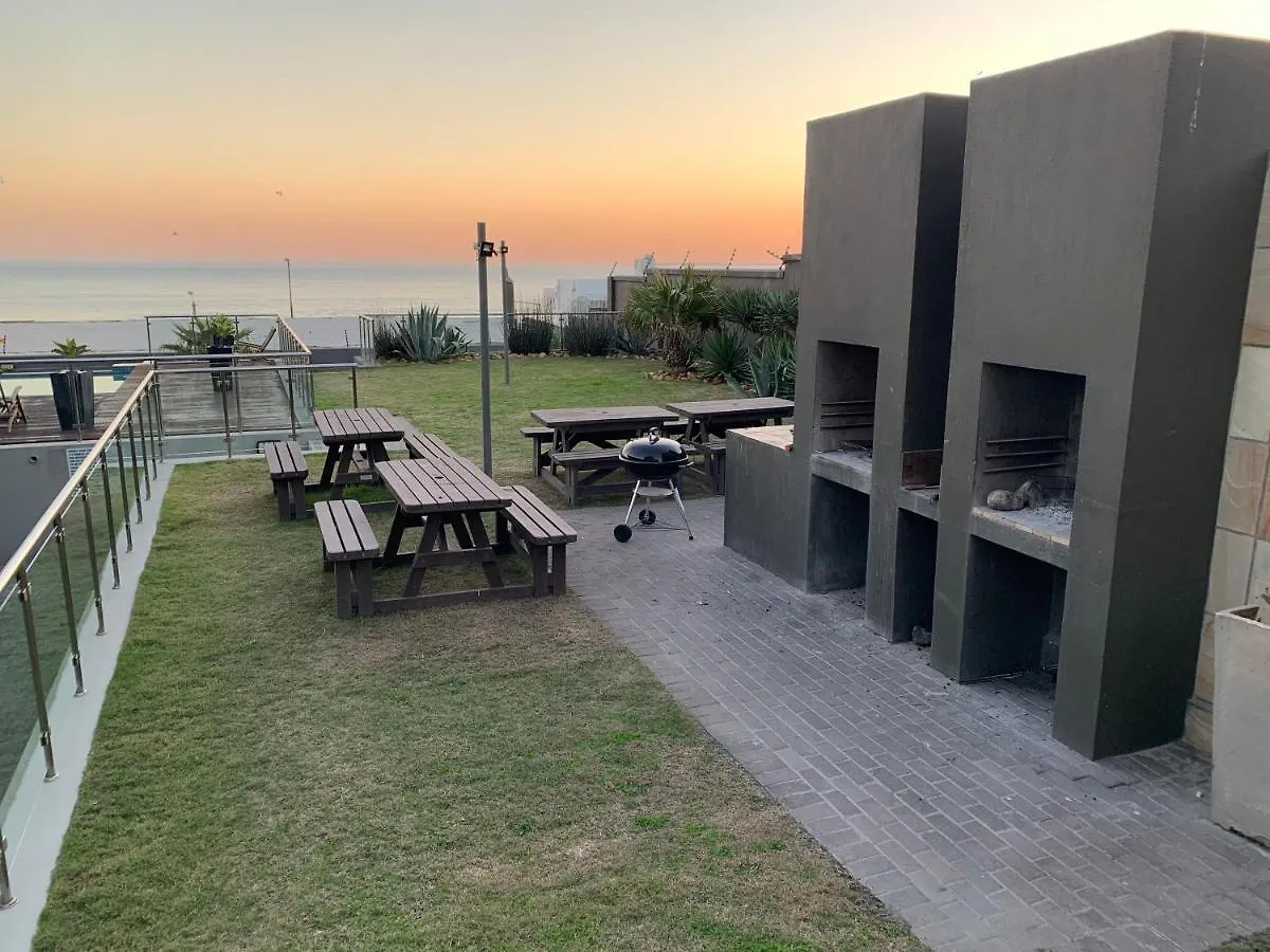 Heaven On Earth - Blouberg Beachfront Self-Catering Apartment Bloubergstrand